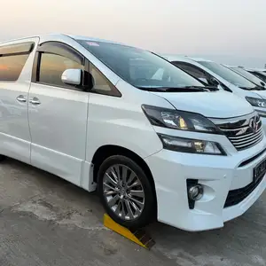 Toyota Vellfire, 2014