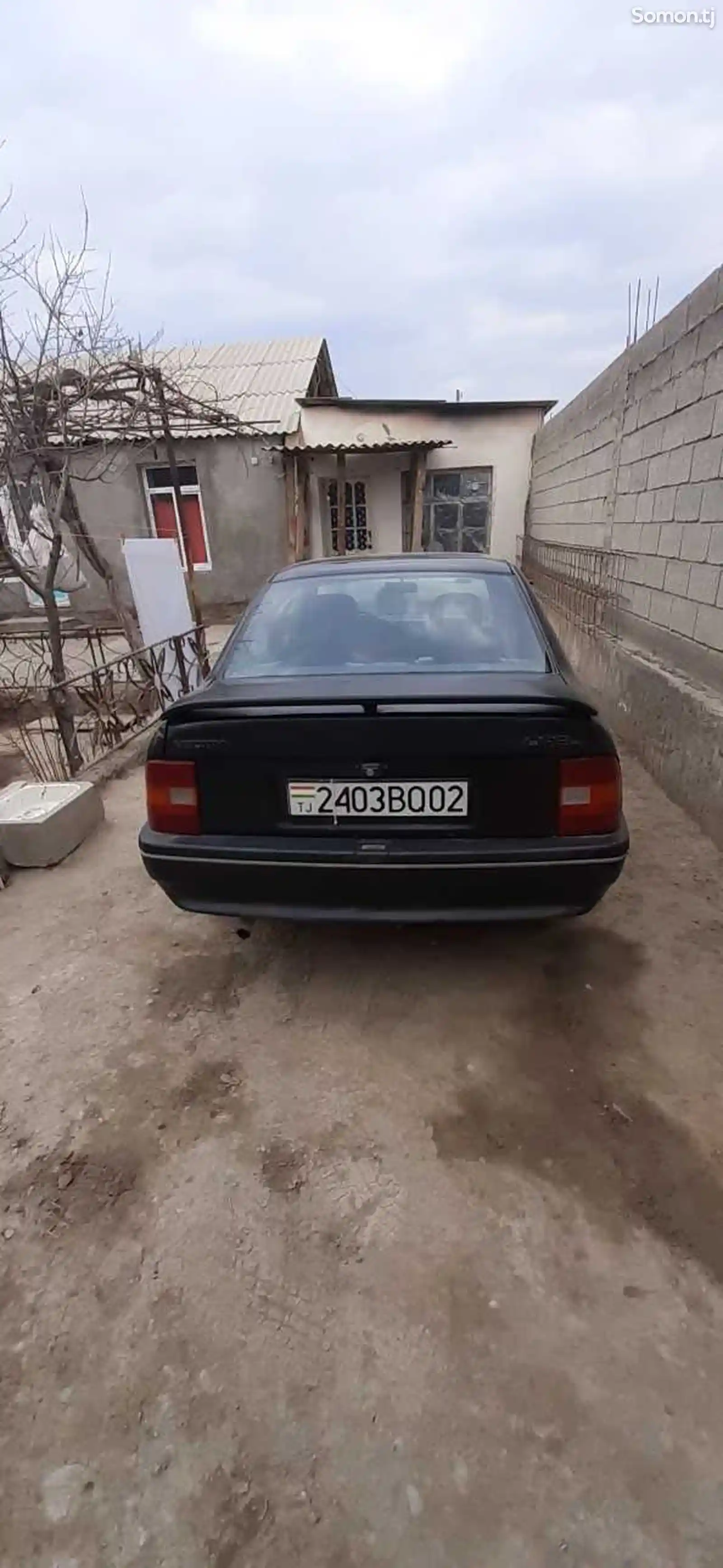 Opel Vectra A, 1989-2
