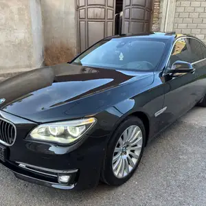 BMW 7 series, 2013