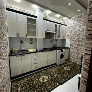 2-комн. квартира, 5 этаж, 65м², 3 База