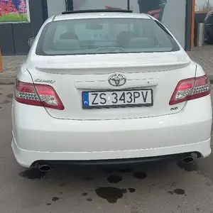 Toyota Camry, 2010