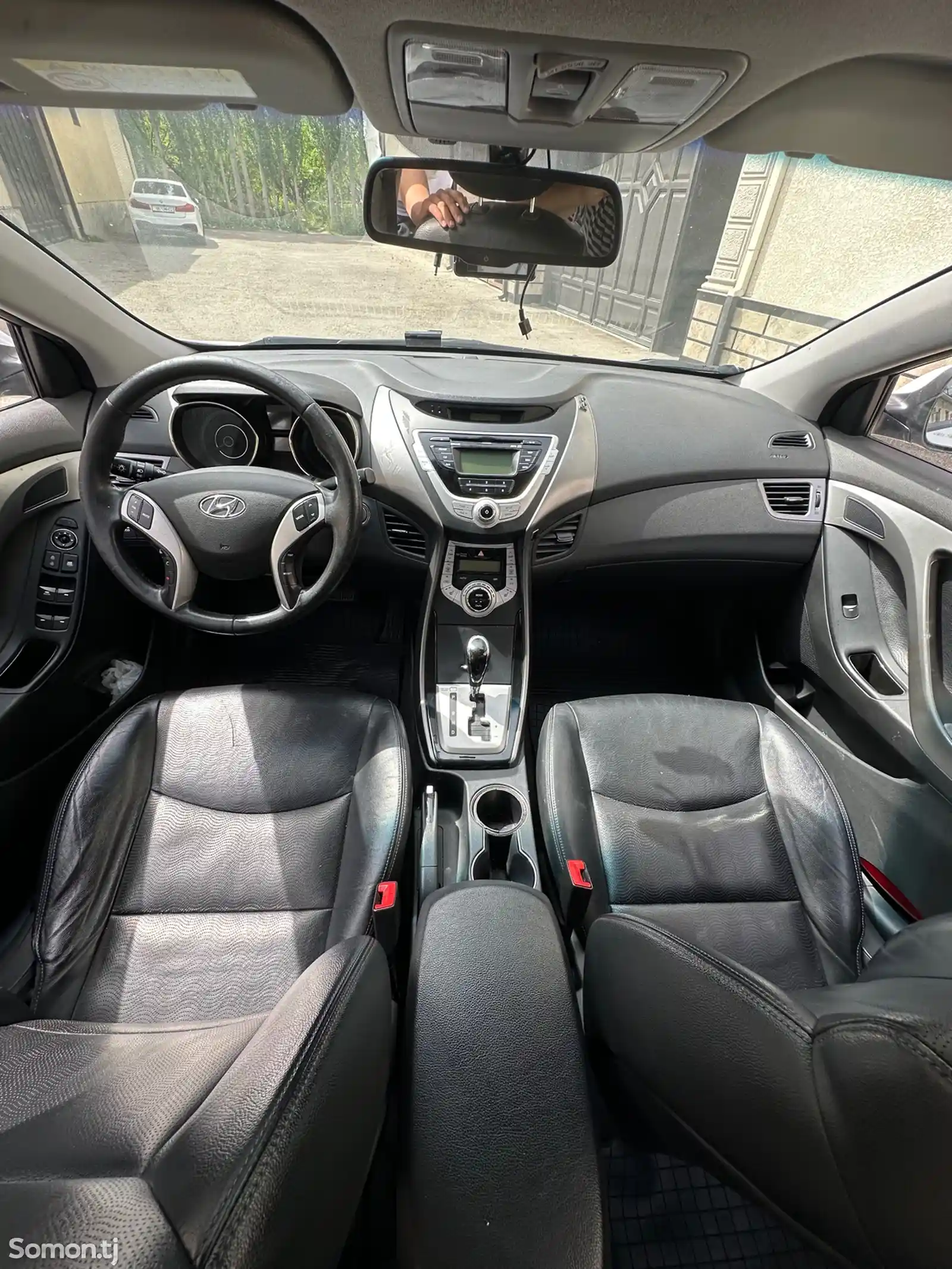 Hyundai Avante, 2011-7