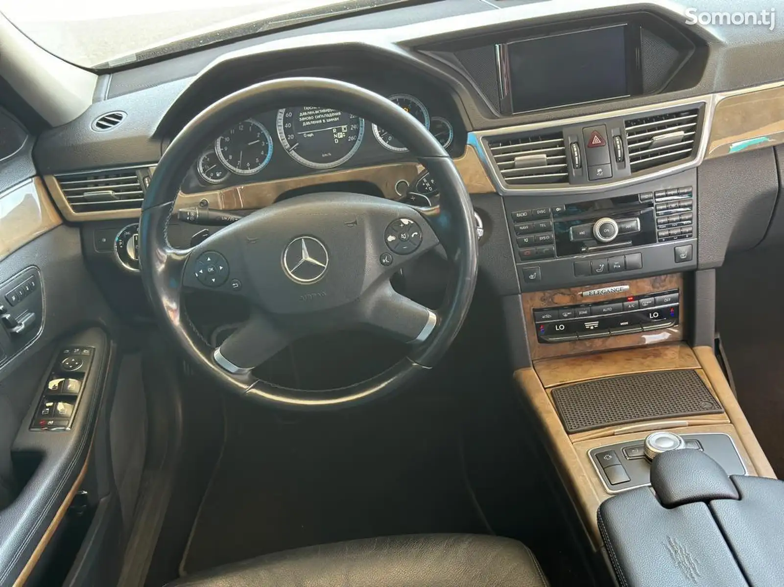 Mercedes-Benz E class, 2011-4