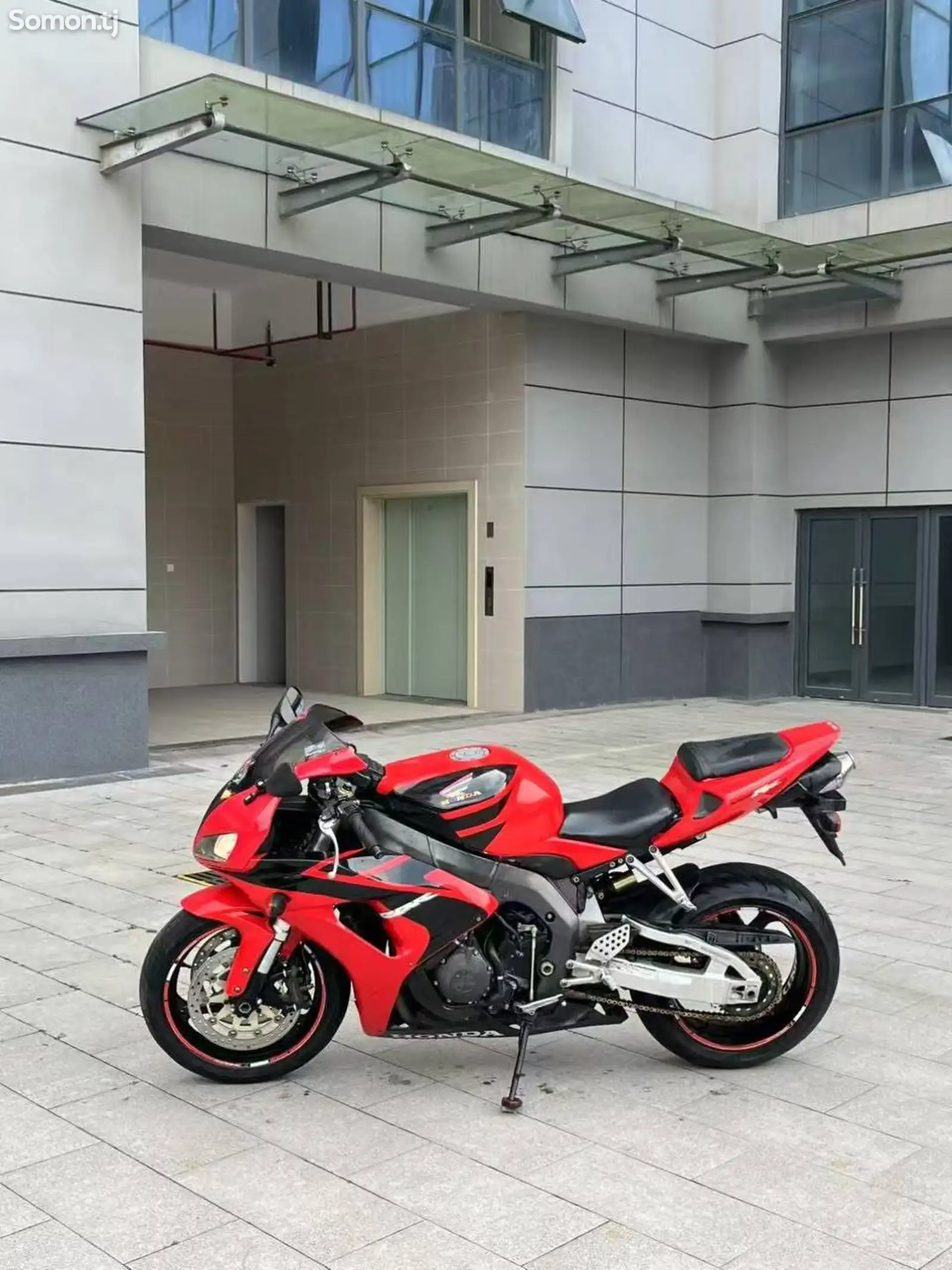 Honda cbr 600-1