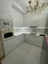 3-комн. квартира, 9 этаж, 140м², кучаи Бофанда-4