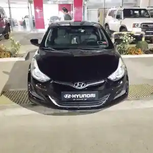 Hyundai Elantra, 2014