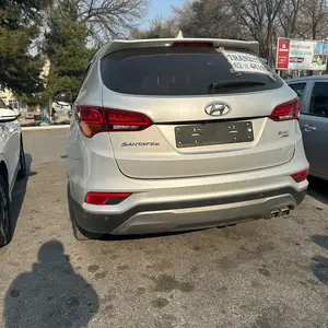 Hyundai Santa Fe, 2016