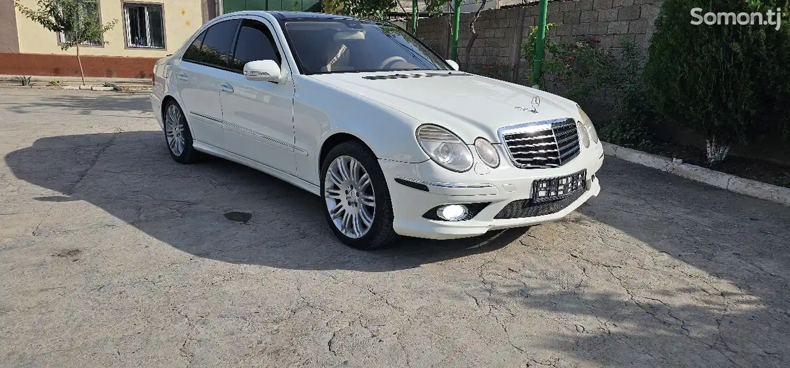 Mercedes-Benz E class, 2009-1