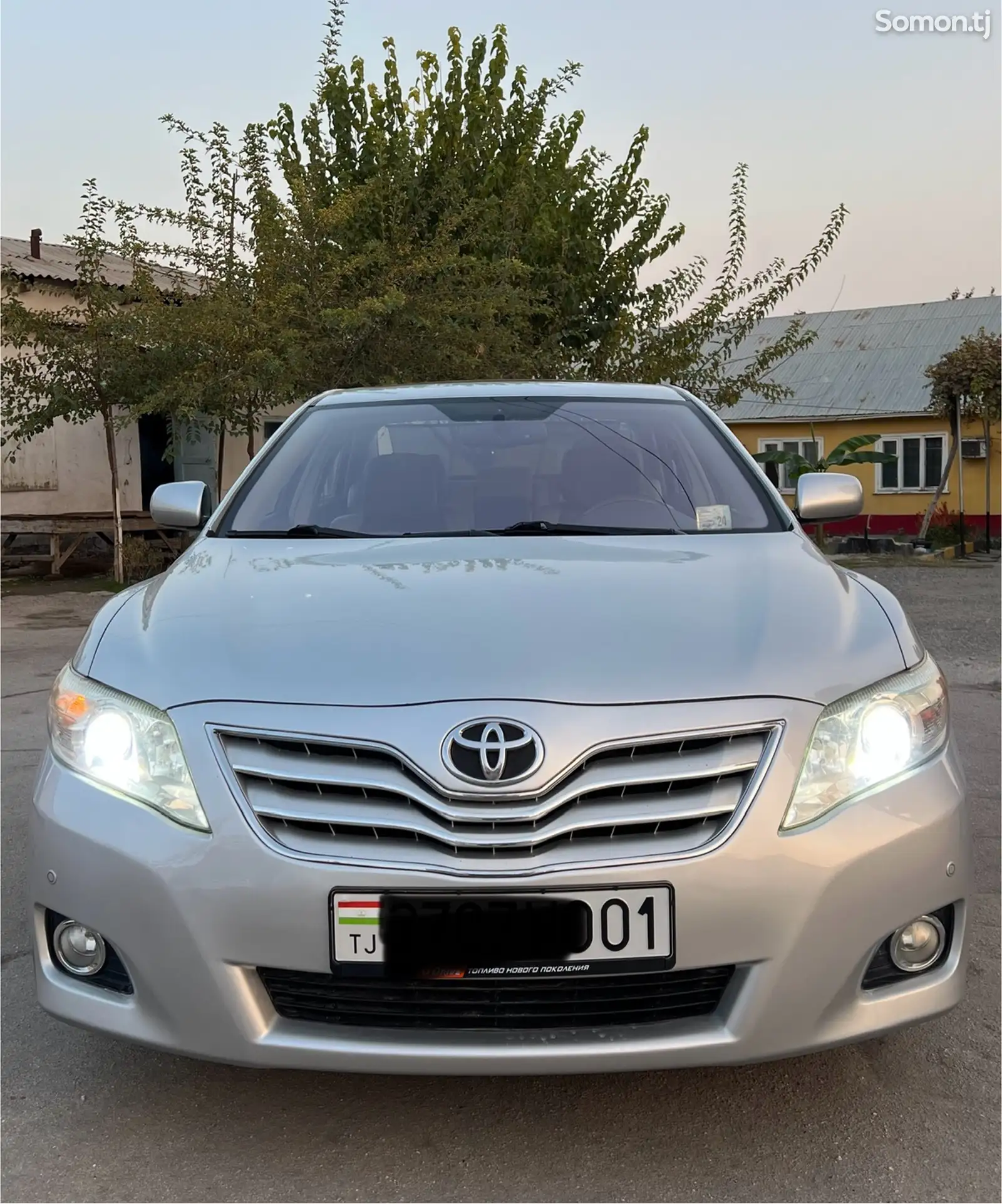 Toyota Camry, 2011-1