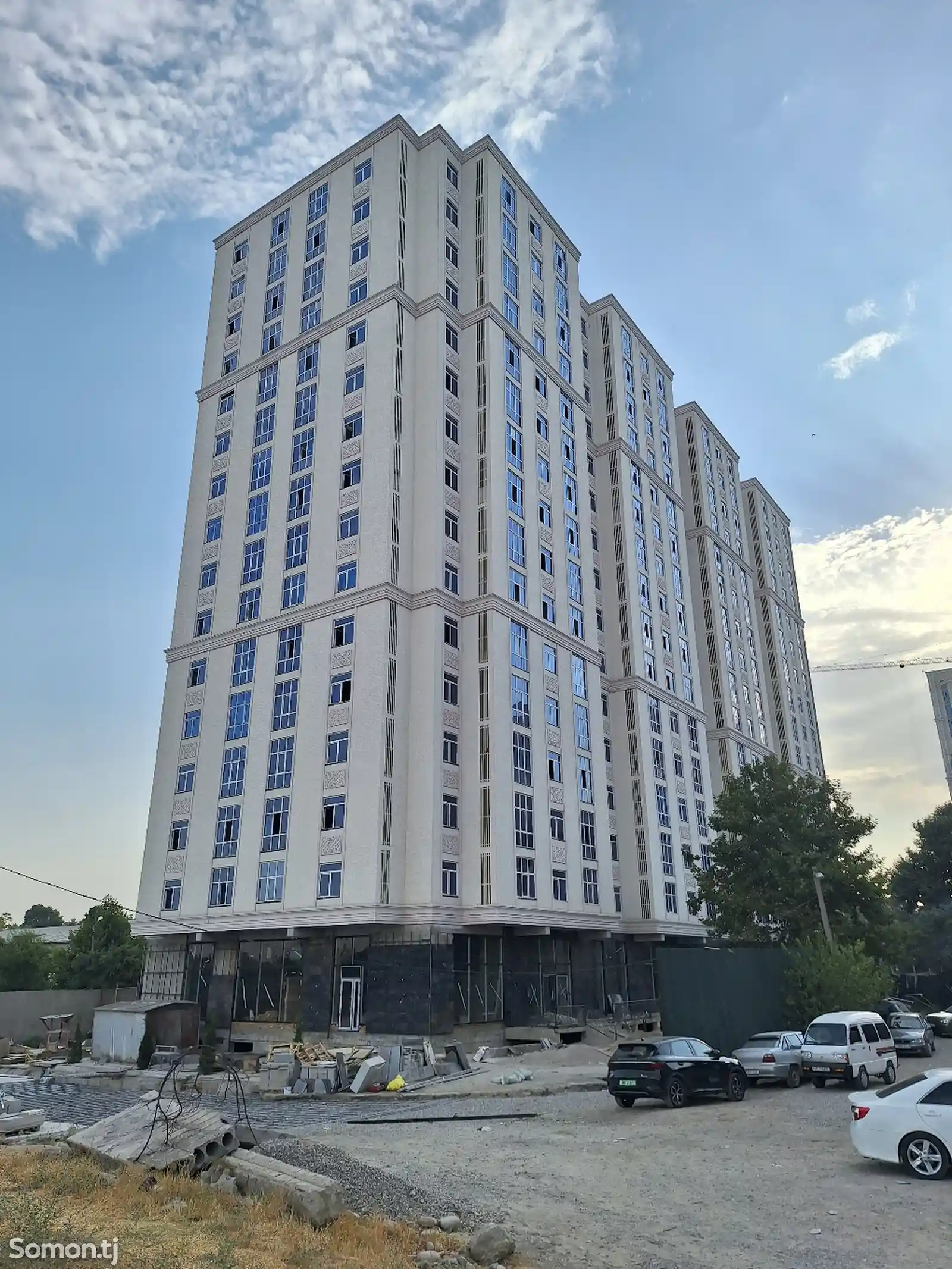 3-комн. квартира, 6 этаж, 95 м², Фирдавси-1