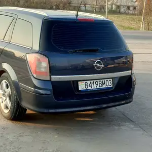 Opel Astra H, 2008