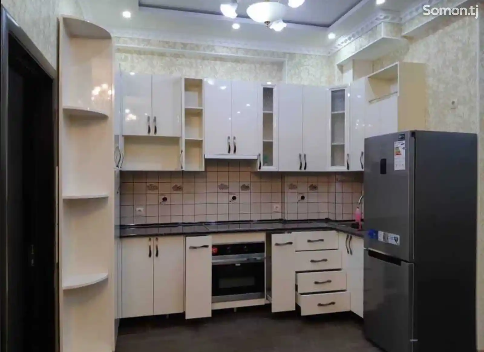 2-комн. квартира, 2 этаж, 63м², Кафе Сафо-11