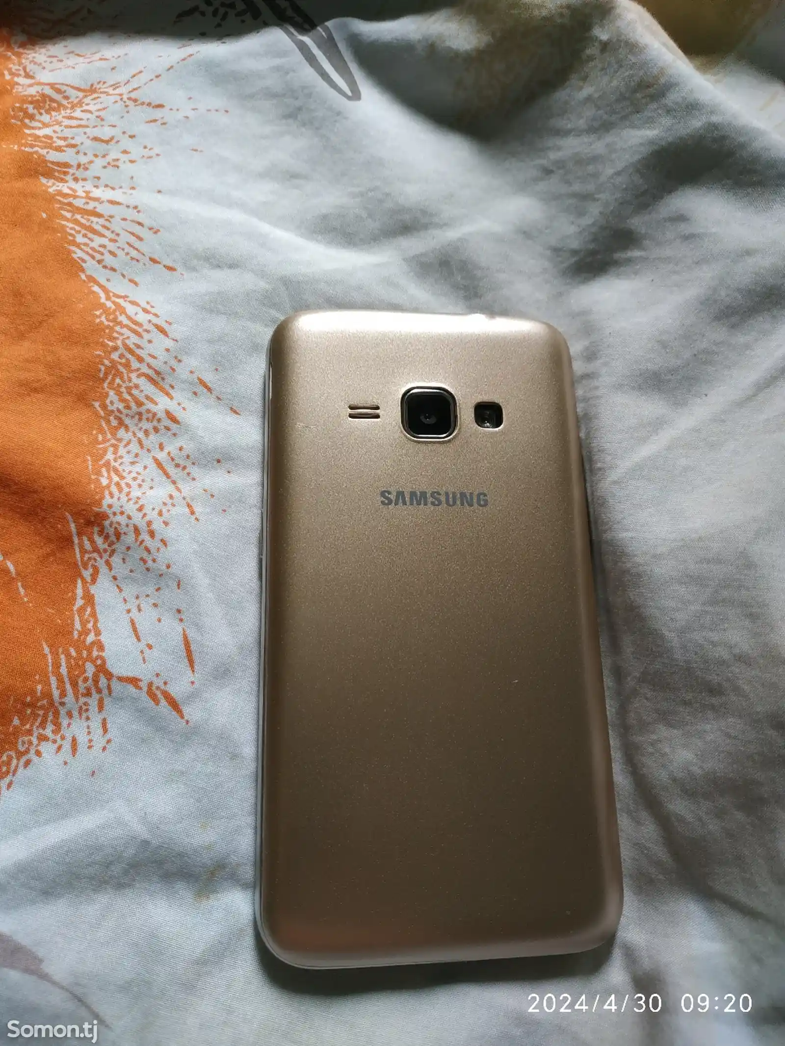 Samsung Galaxy J1 4G-6