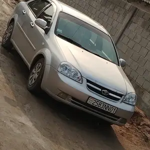 Chevrolet Lacetti, 2005