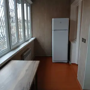 3-комн. квартира, 4 этаж, 65 м², 112 мкр