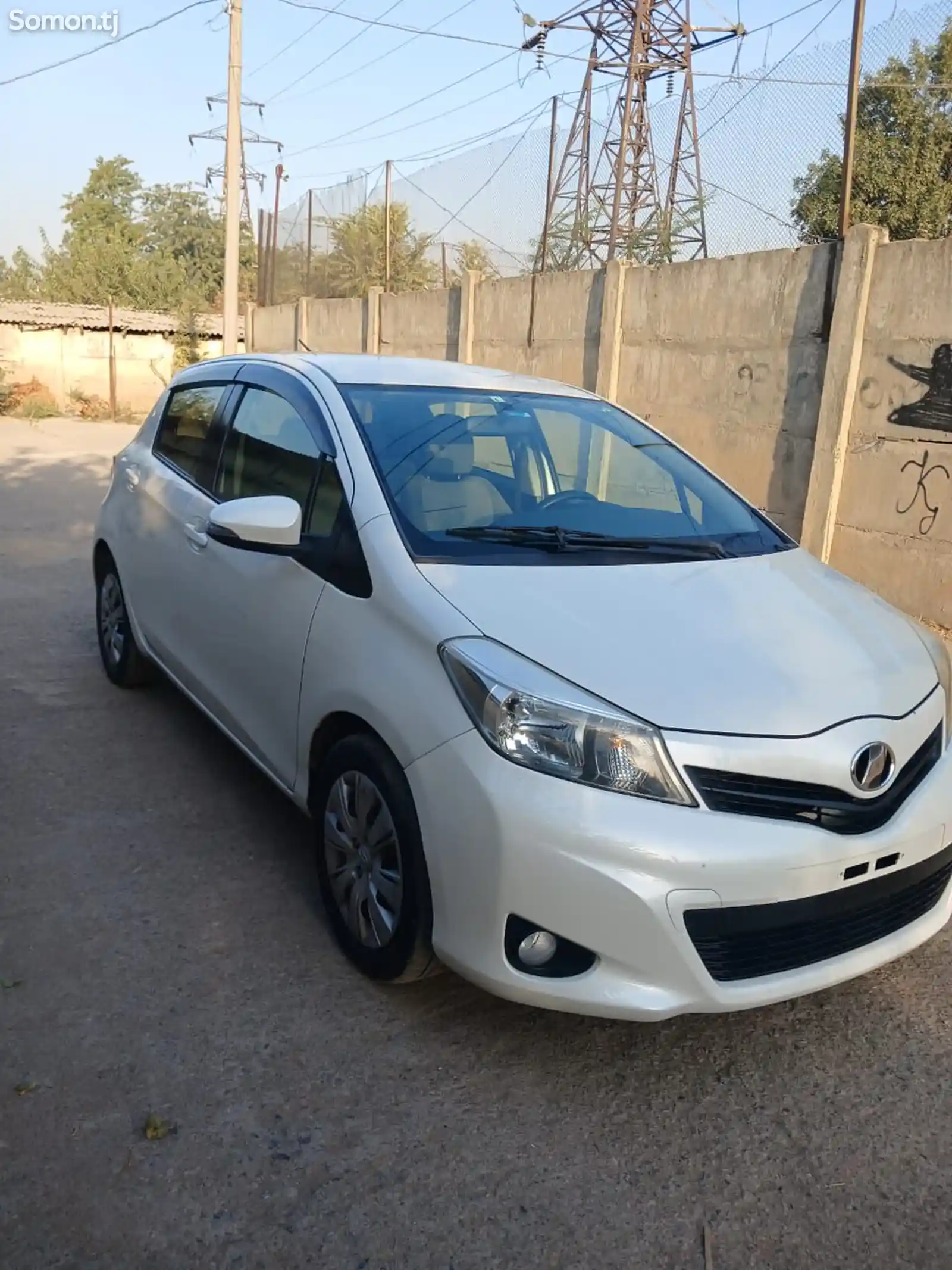 Toyota Vitz, 2011-3