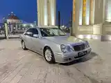 Mercedes-Benz E class, 2000-3