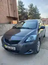 Toyota Yaris, 2010-11