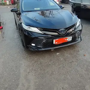 Toyota Camry, 2018