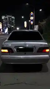 Mercedes-Benz E class, 1999-2