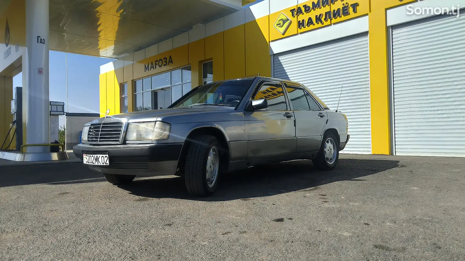 Mercedes-Benz W201, 1990-2