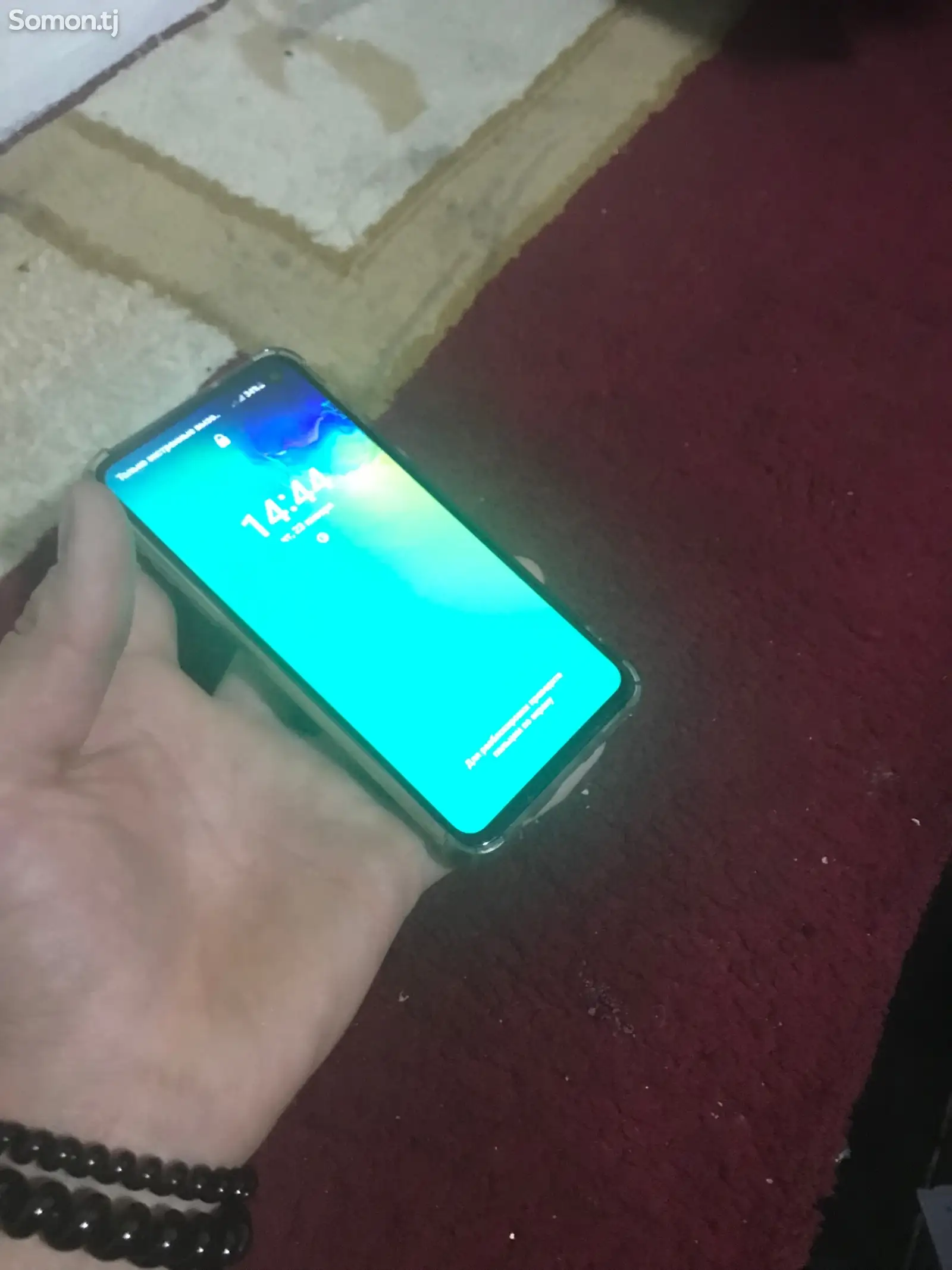 Samsung Galaxy S10E, 128gb-1