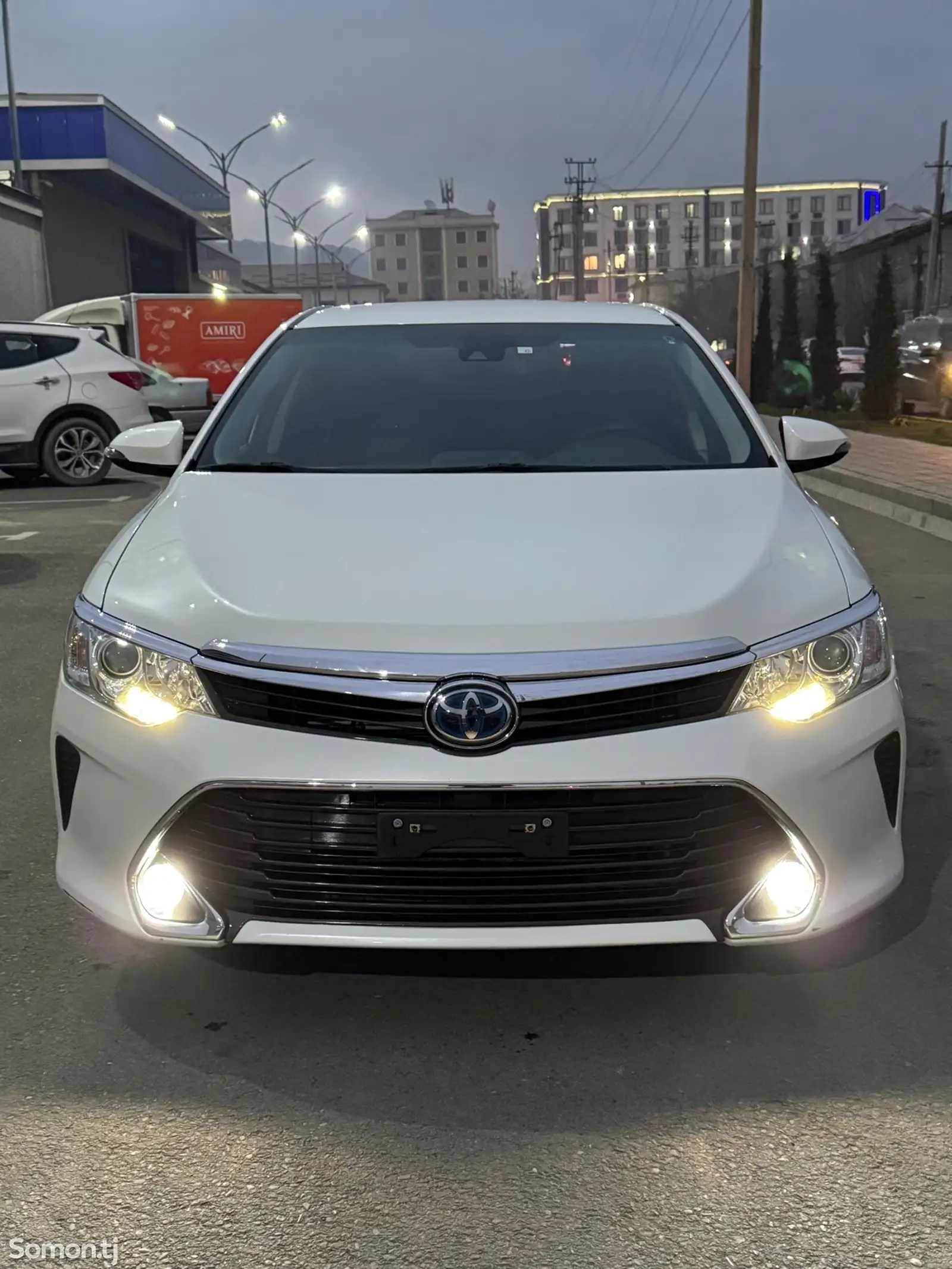 Toyota Camry, 2016-1