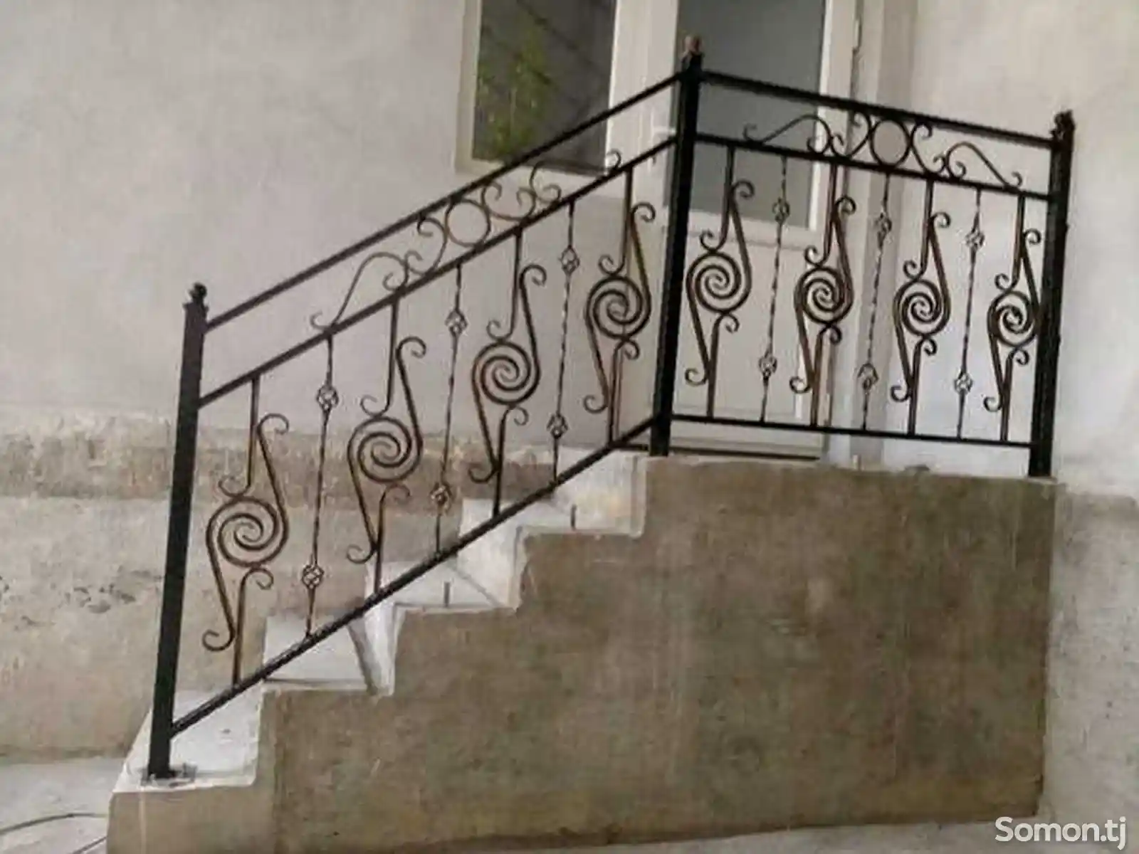 Кованные решетки для лестниц-1