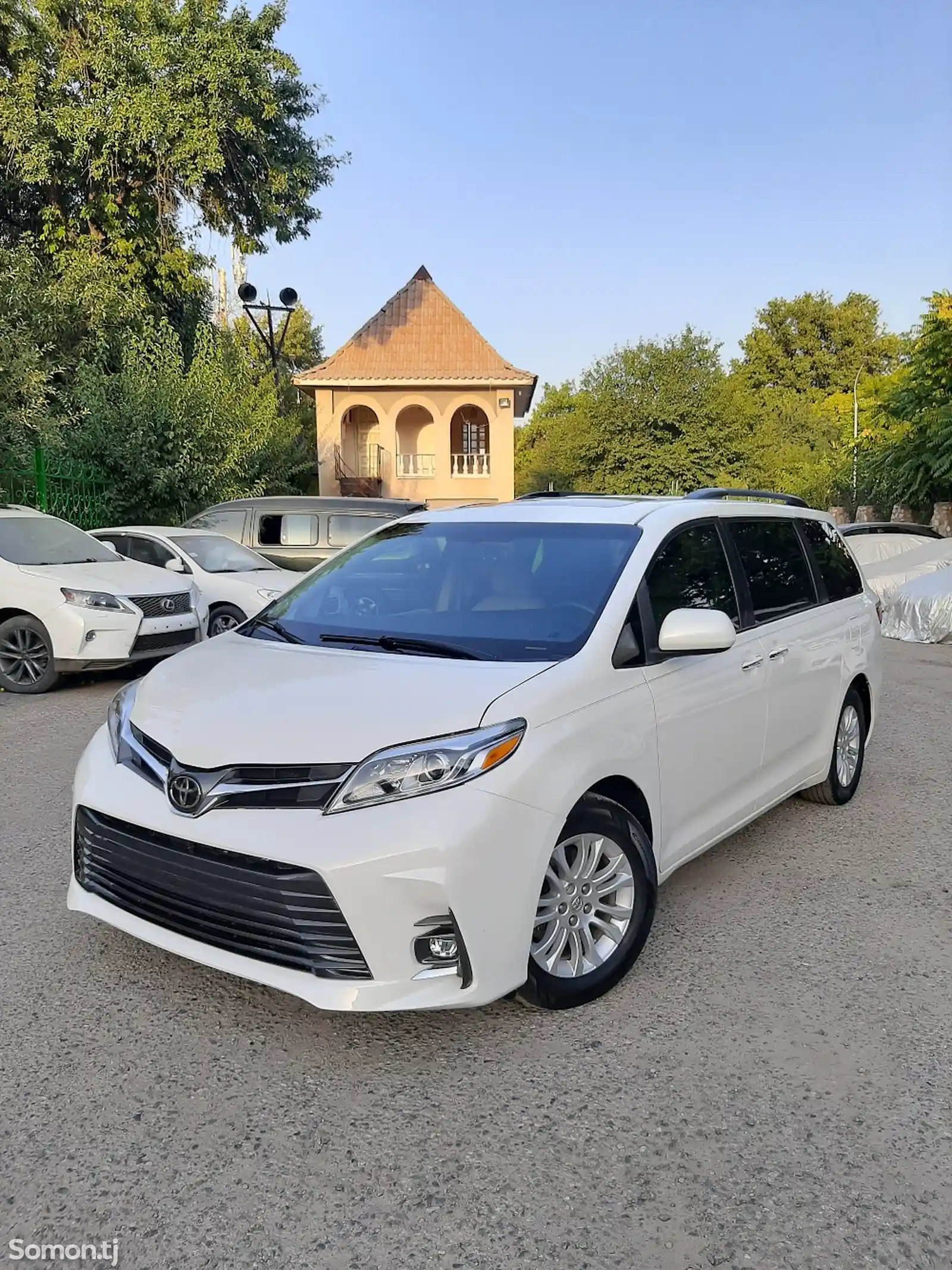 Toyota Sienna, 2015-1