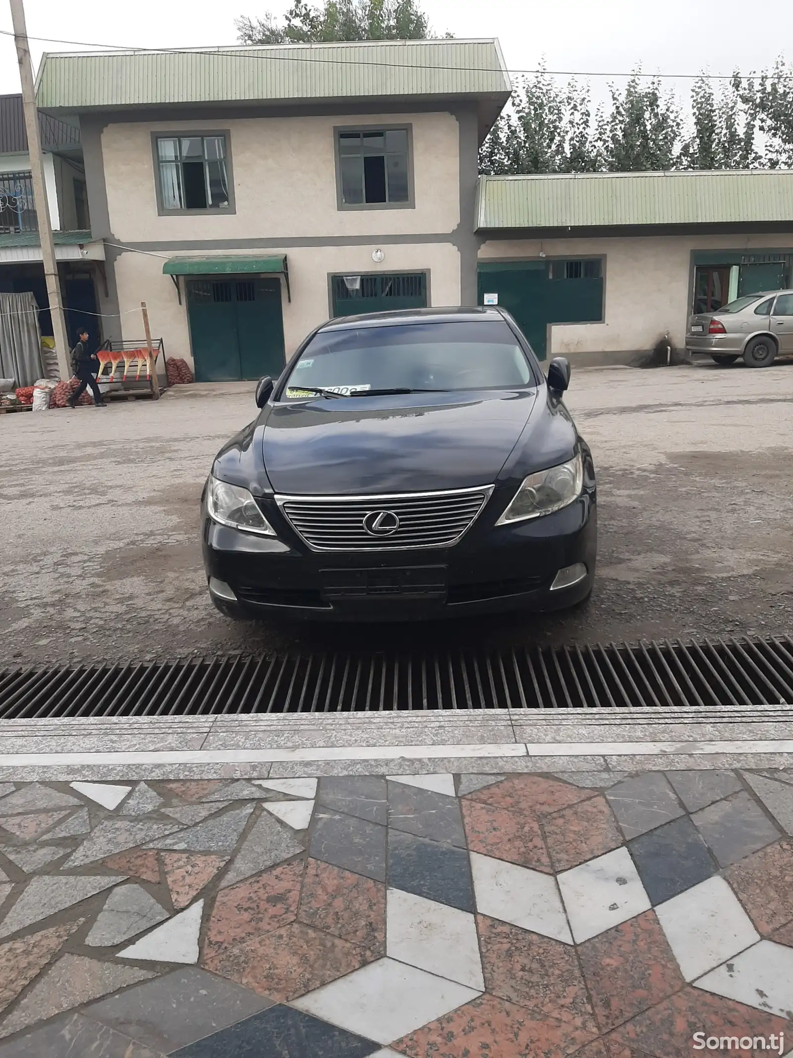 Lexus LS series, 2010-3