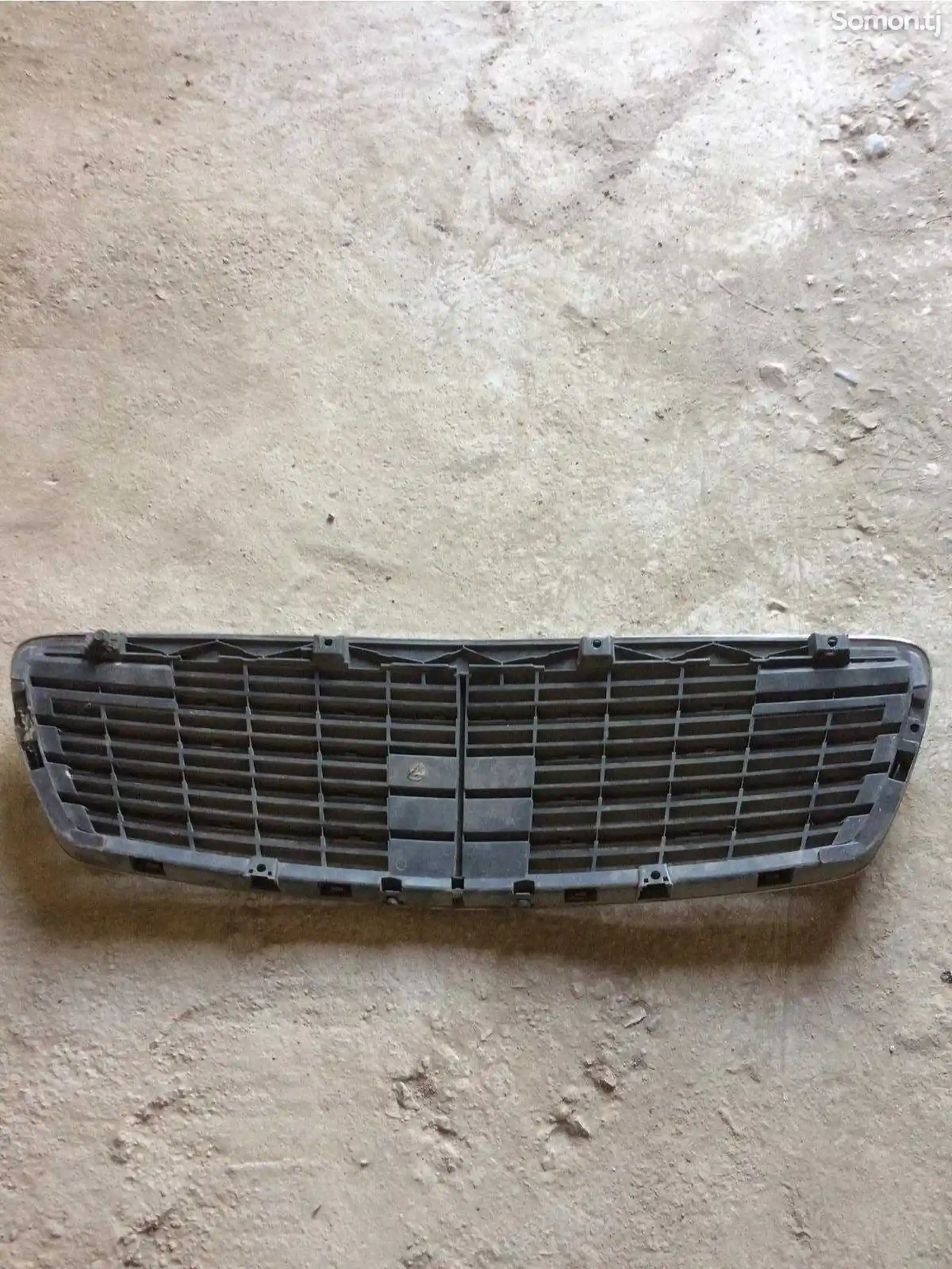 Решетка радиатора Mercedes-Benz w211-2