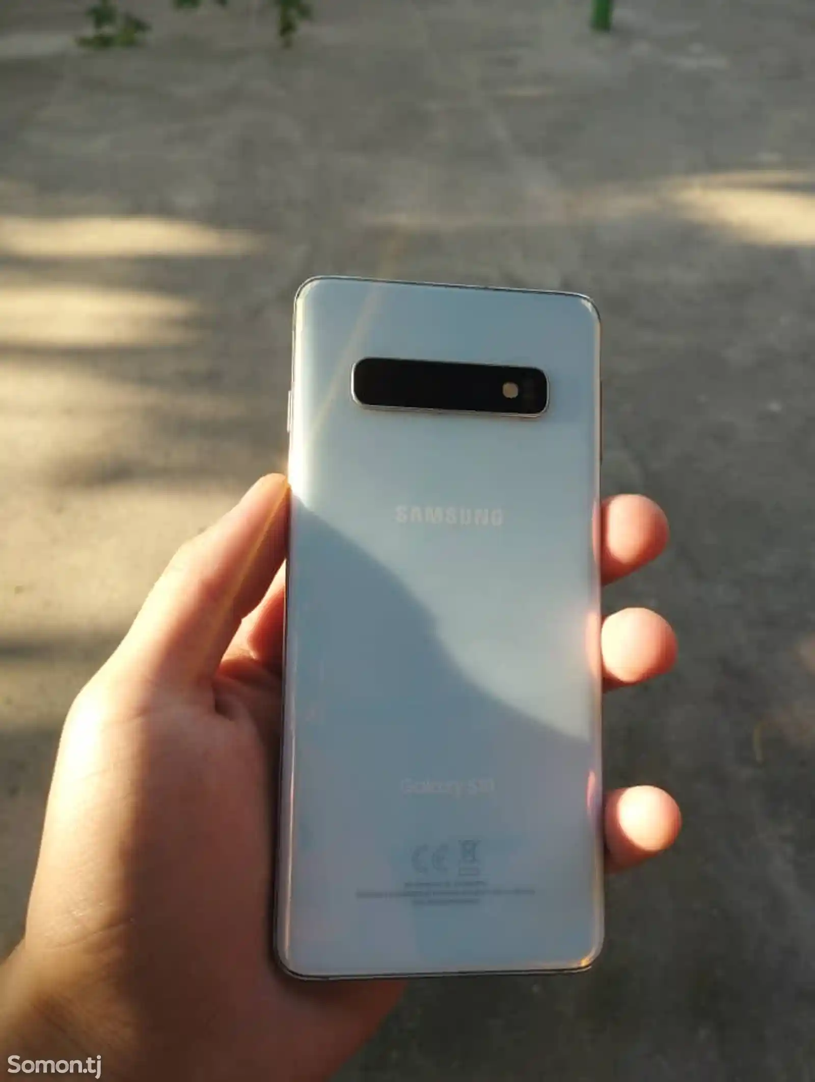 Samsung Galaxy S10+-1