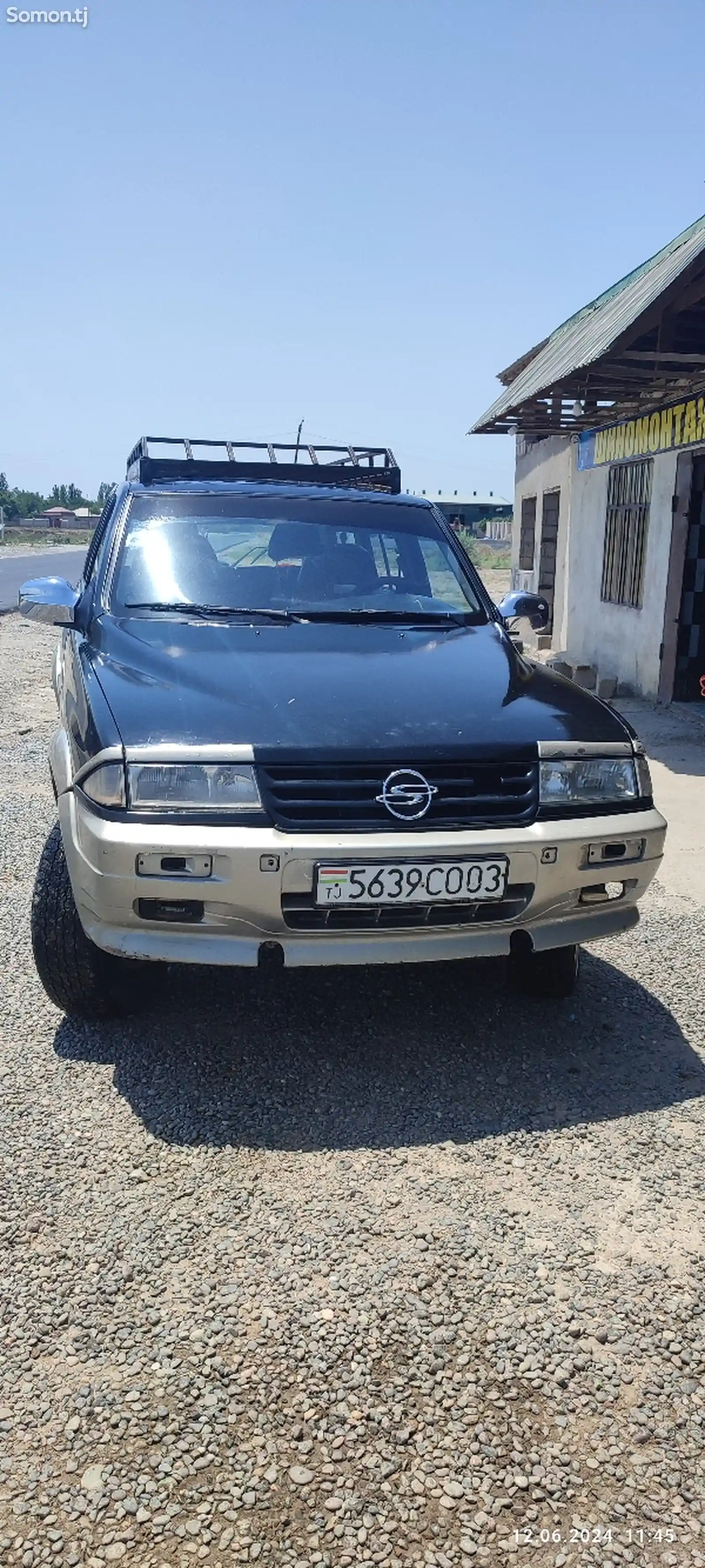 Ssang Yong Musso, 1993-10