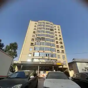 3-комн. квартира, 9 этаж, 70 м², Сино