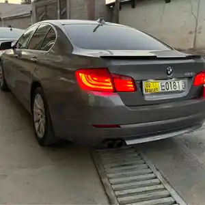 BMW 5 series, 2011