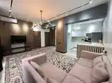 3-комн. квартира, 11 этаж, 100м², Зарафшон-12