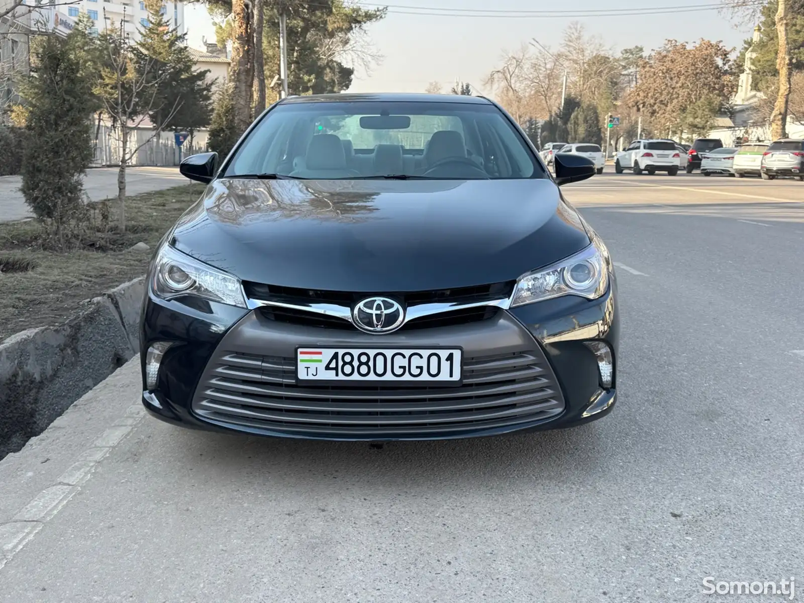 Toyota Camry, 2016-1