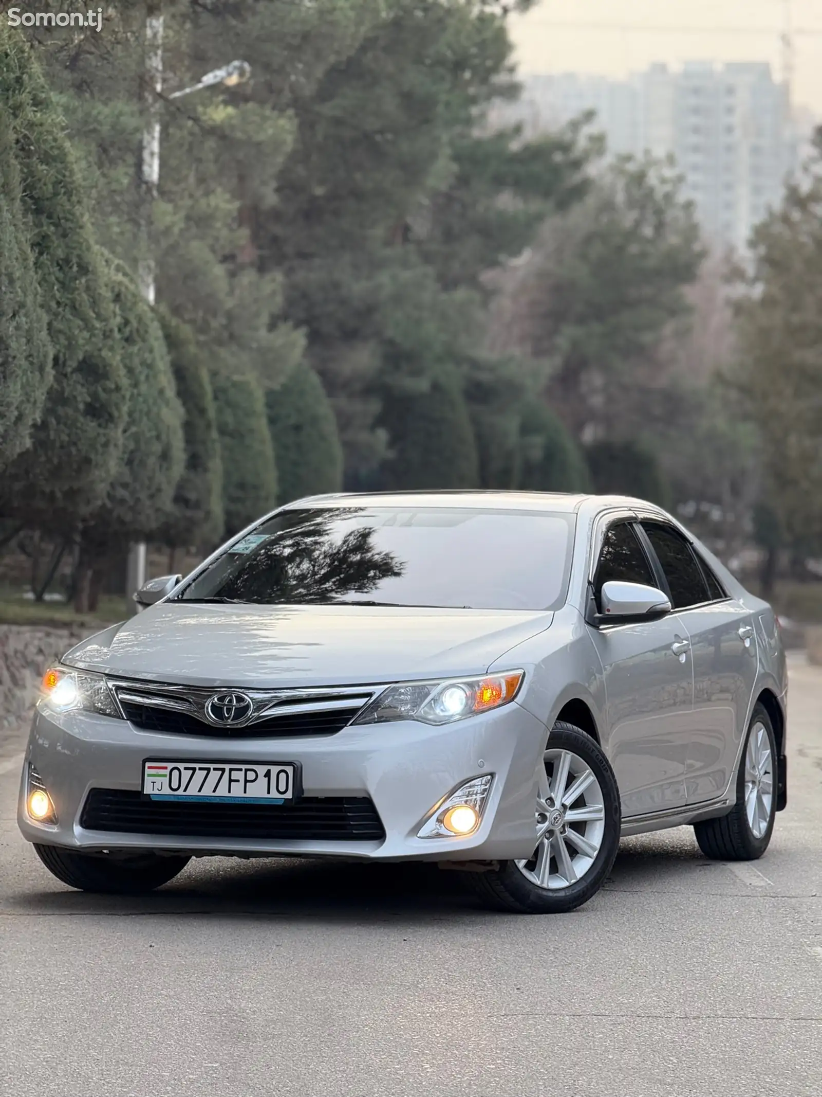 Toyota Camry, 2012-1