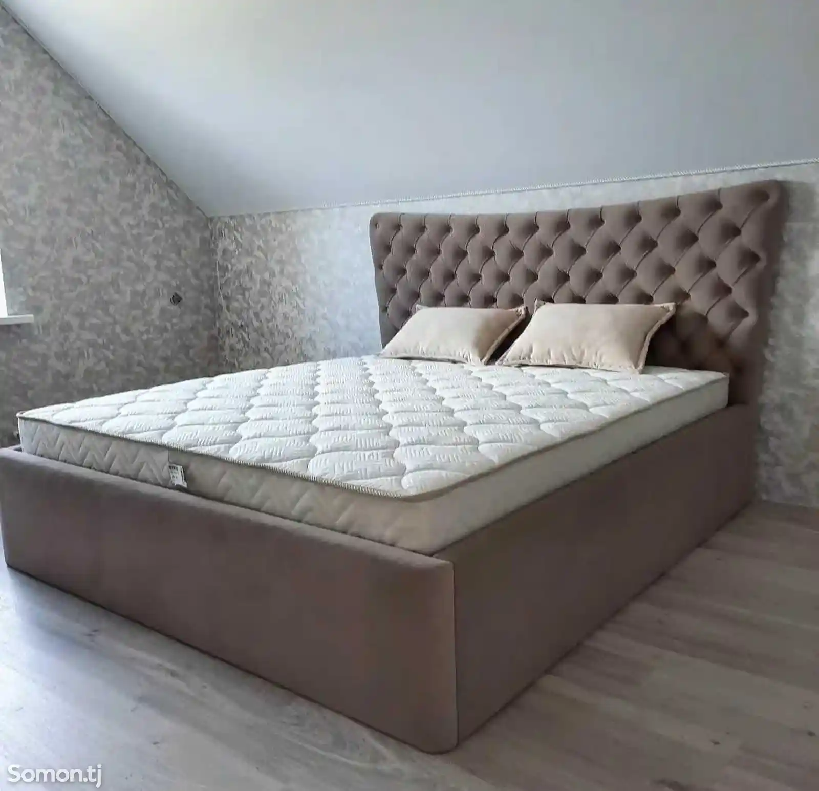 Двуспальная кровать на заказ-1
