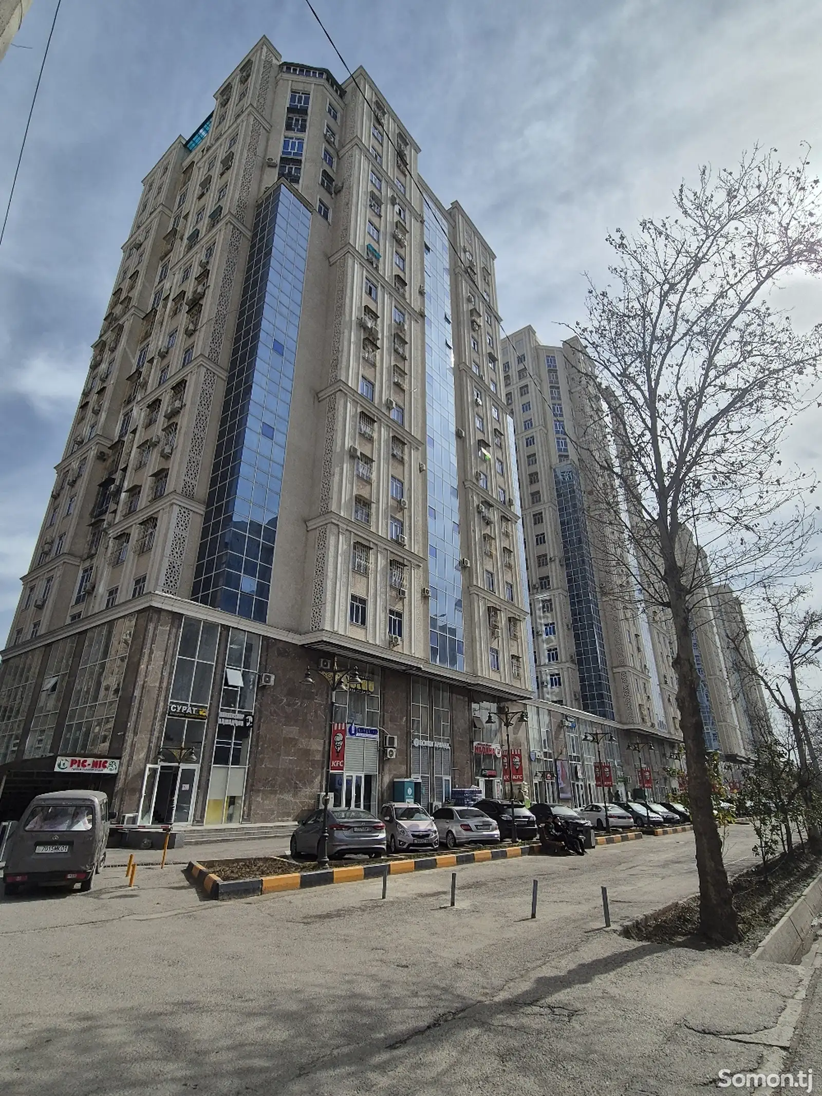 2-комн. квартира, 15 этаж, 71 м², Цирк-1