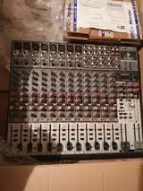 Микшер Behringer 2222-5