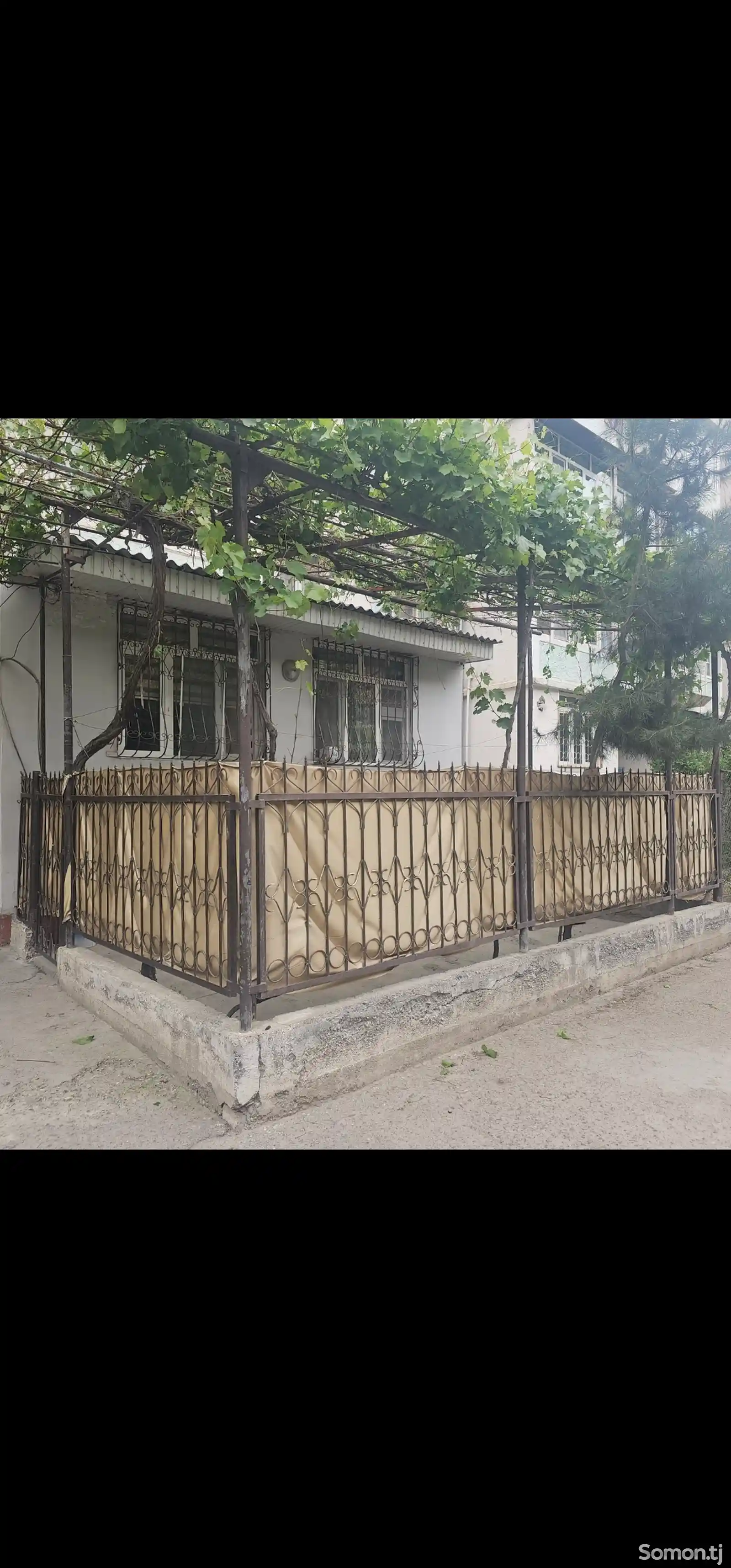 3-комн. квартира, 1 этаж, 68 м², 8 мкр-15