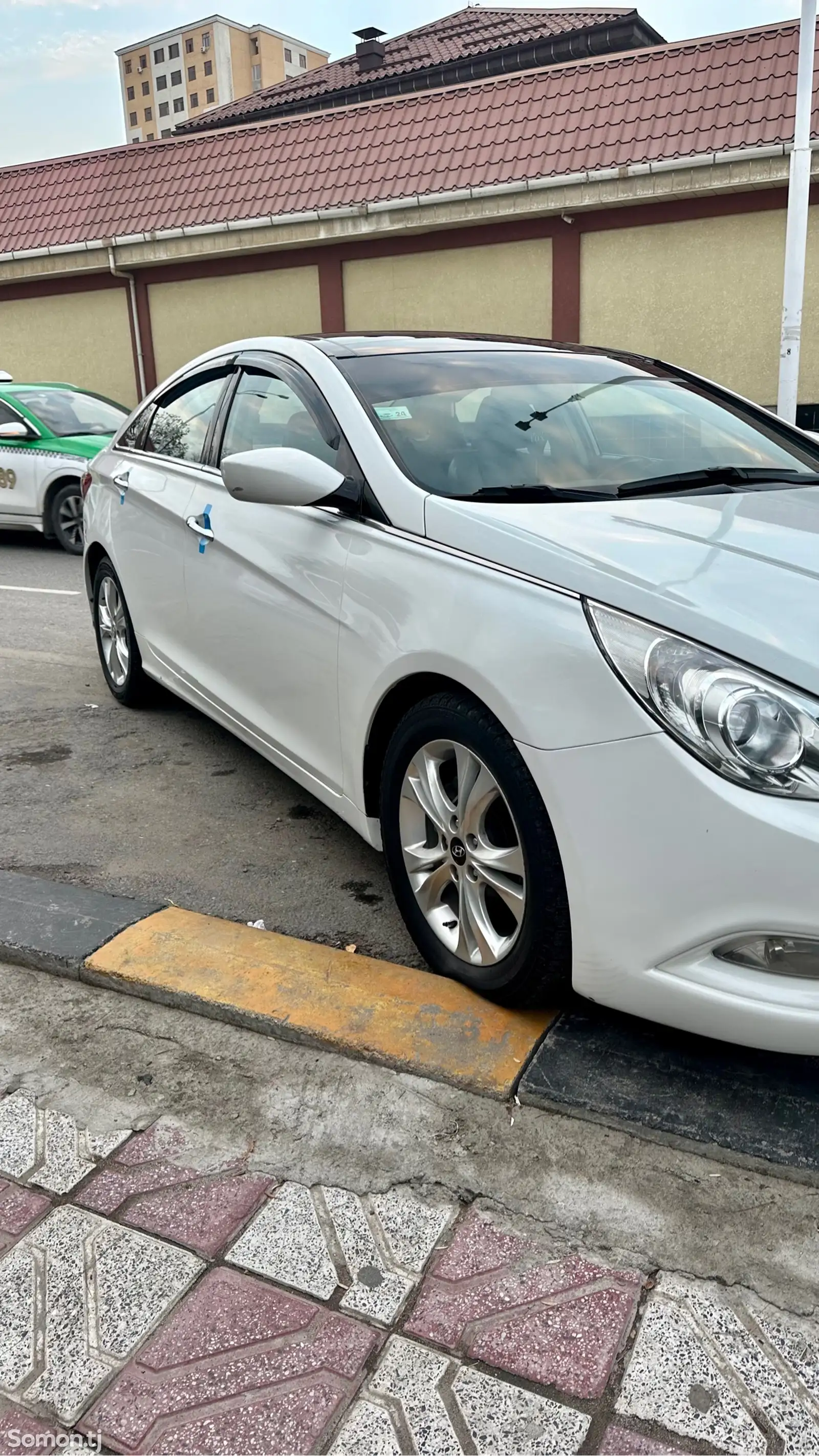 Hyundai Sonata, 2010-2