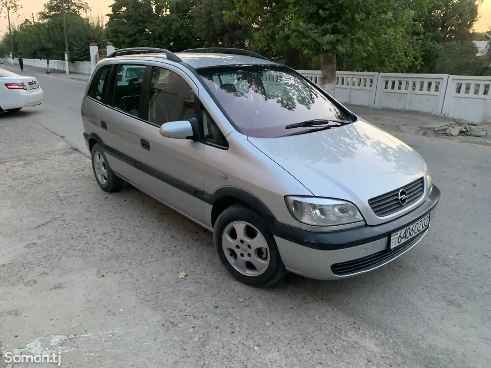 Opel Zafira, 2000-1