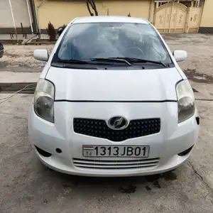 Toyota Vitz, 2006