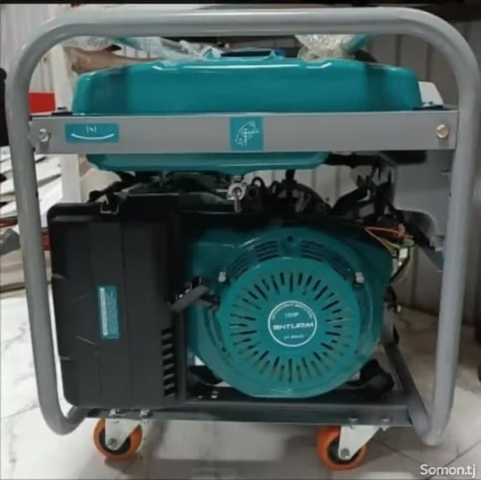 Миниэлектростанция Makita 380 w-3