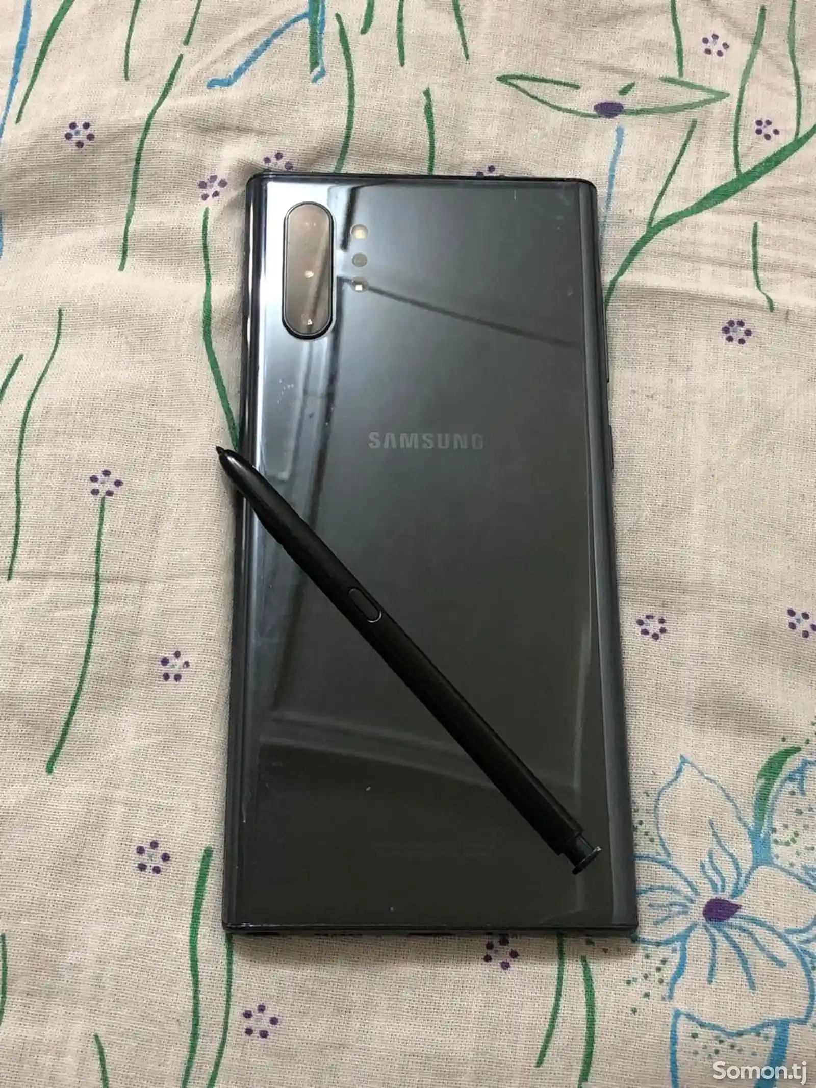 Samsung Galaxy Note 10+-1