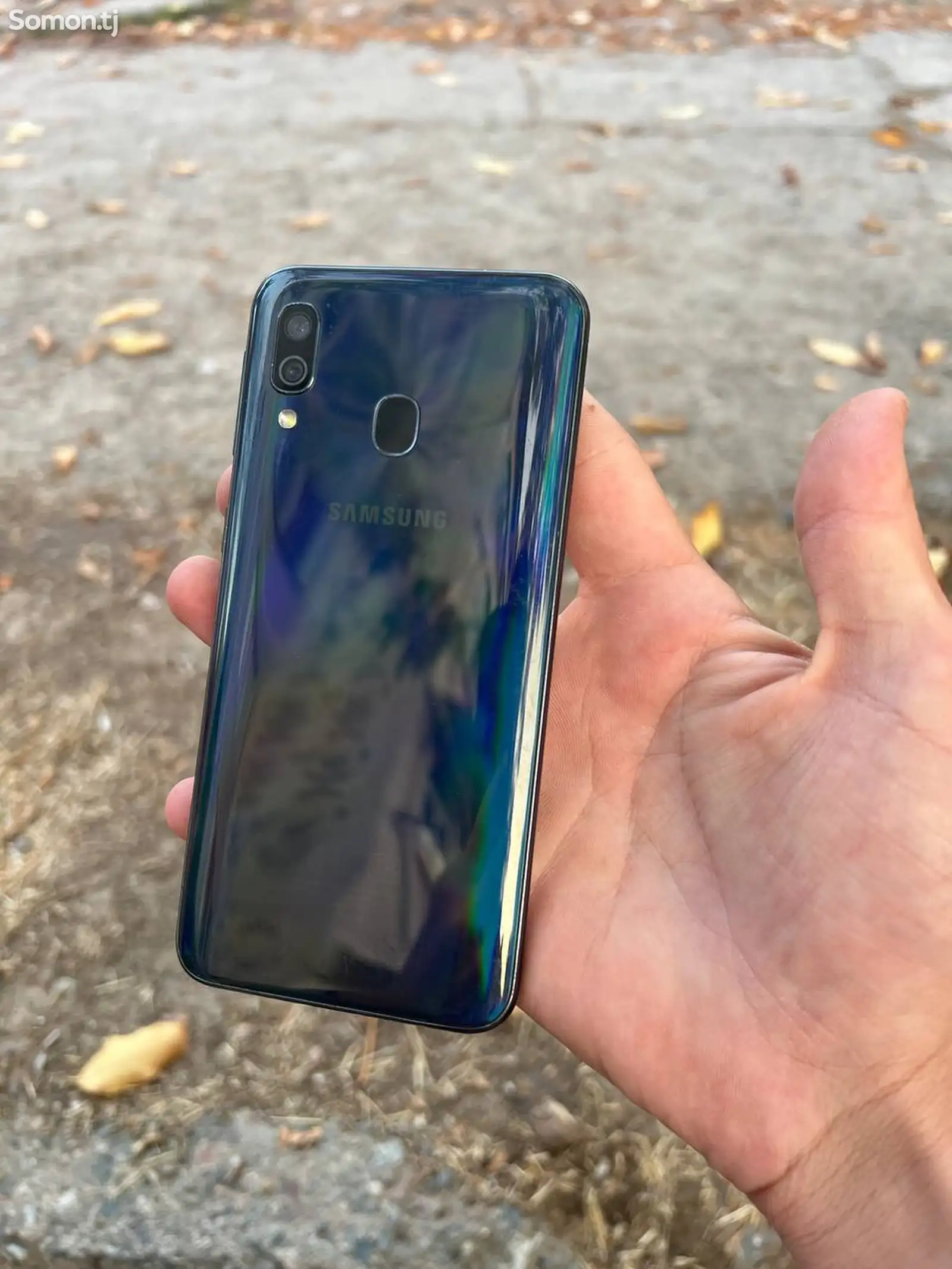 Samsung Galaxy A40-2