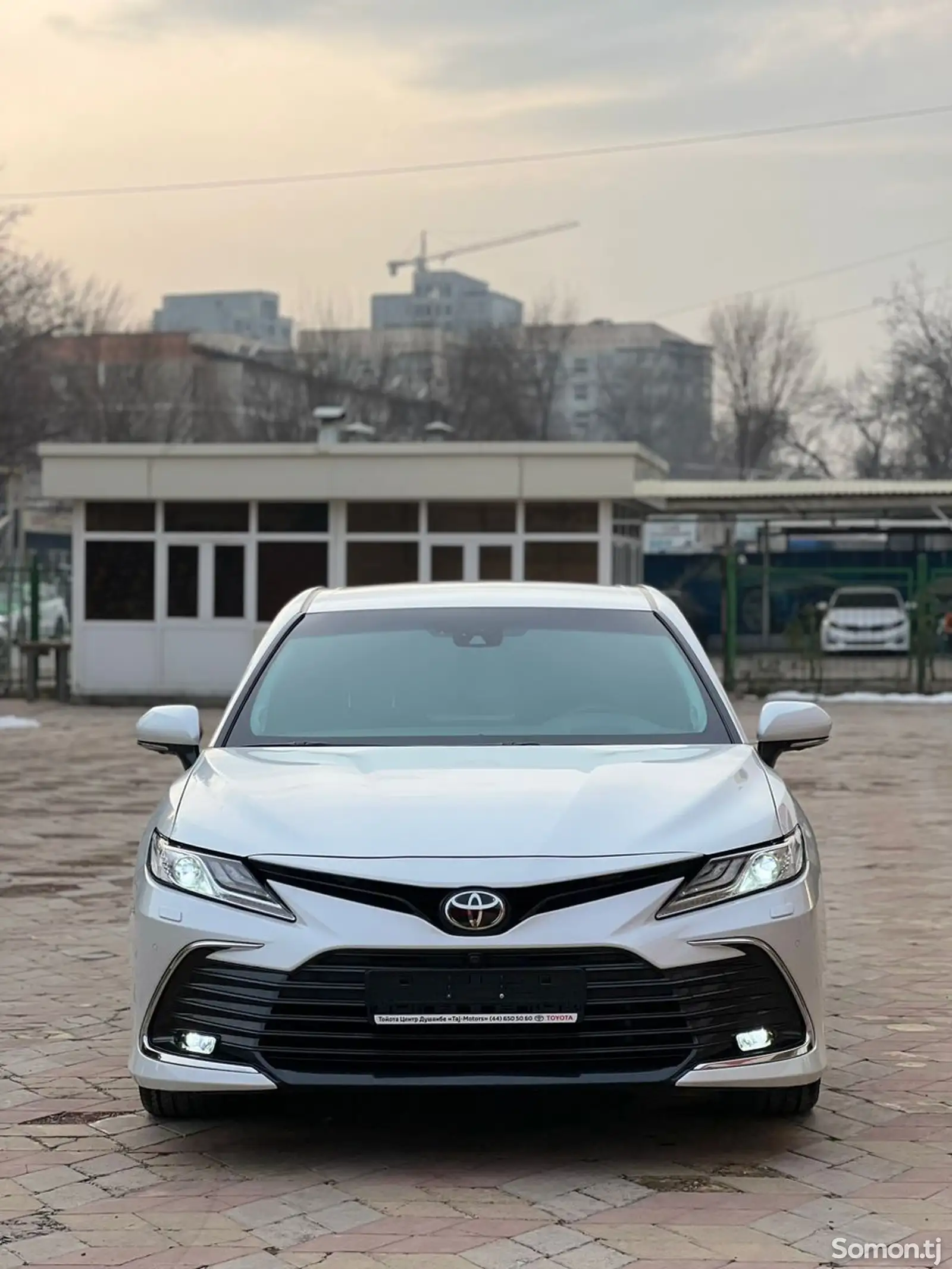 Toyota Camry, 2021-1