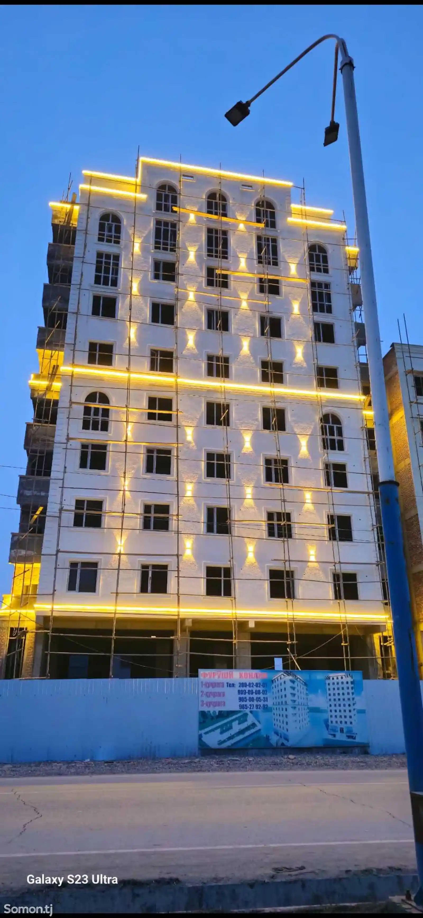 2-комн. квартира, 8 этаж, 52 м², бари Донишгохи Носири Хисрав